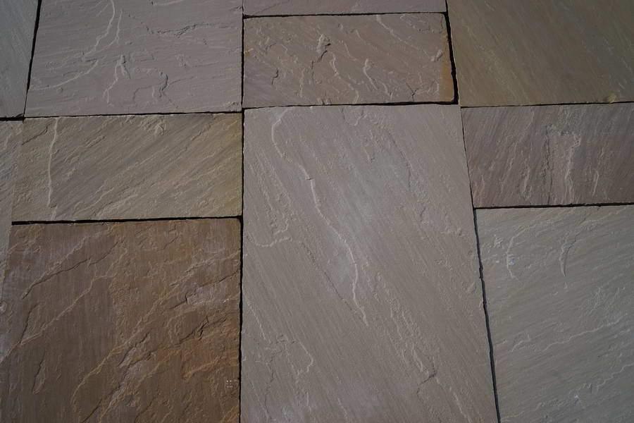 raj blend sandstone paving