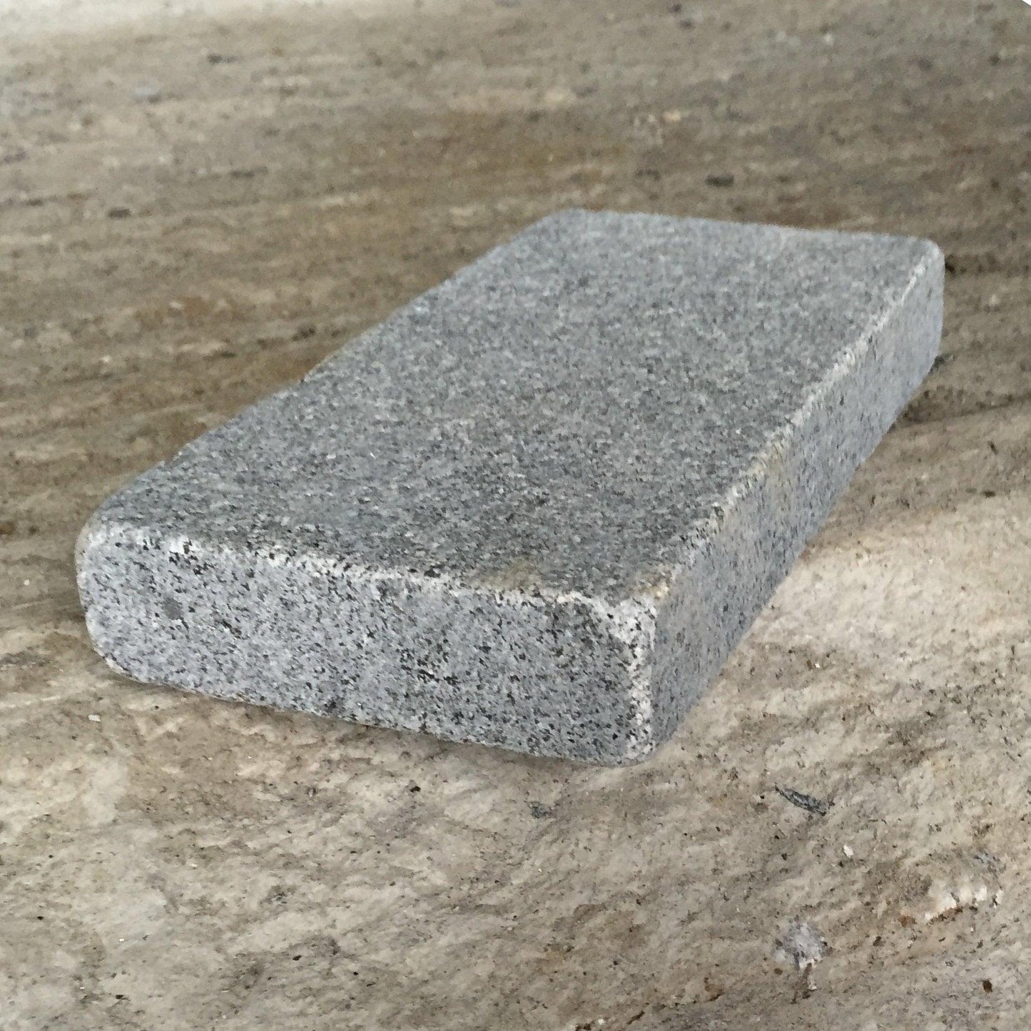 sawn granite setts flamed blue grey 200 x 100 x 30