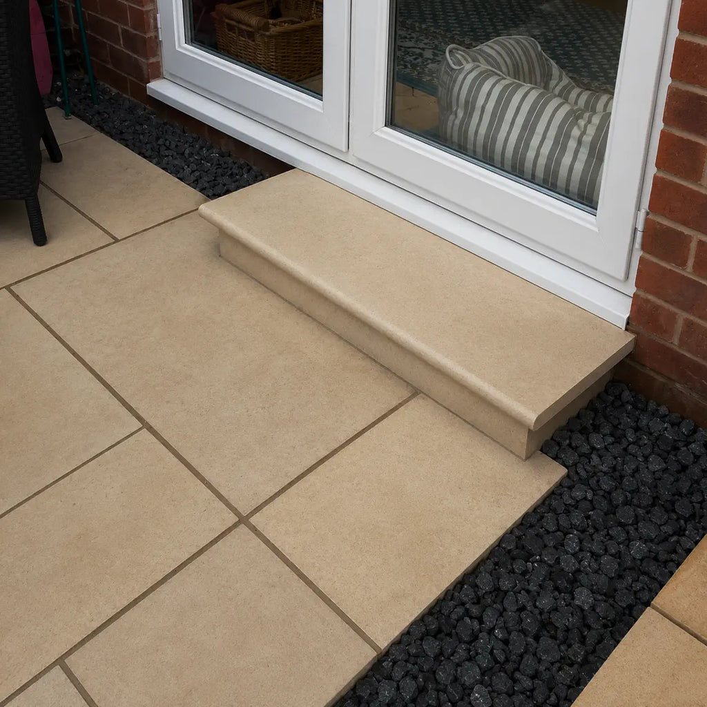 Fossil Mint Smooth Sandstone Bullnose Steps