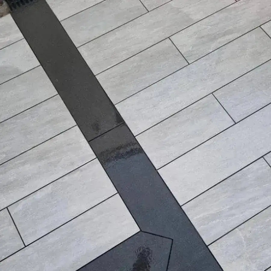 Kandla grey porcelain  edging 900 x 200