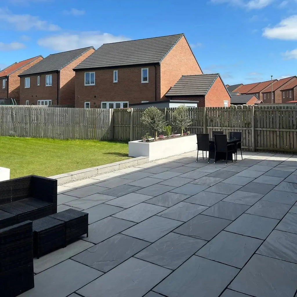 Kandla grey Indian sandstone paving
