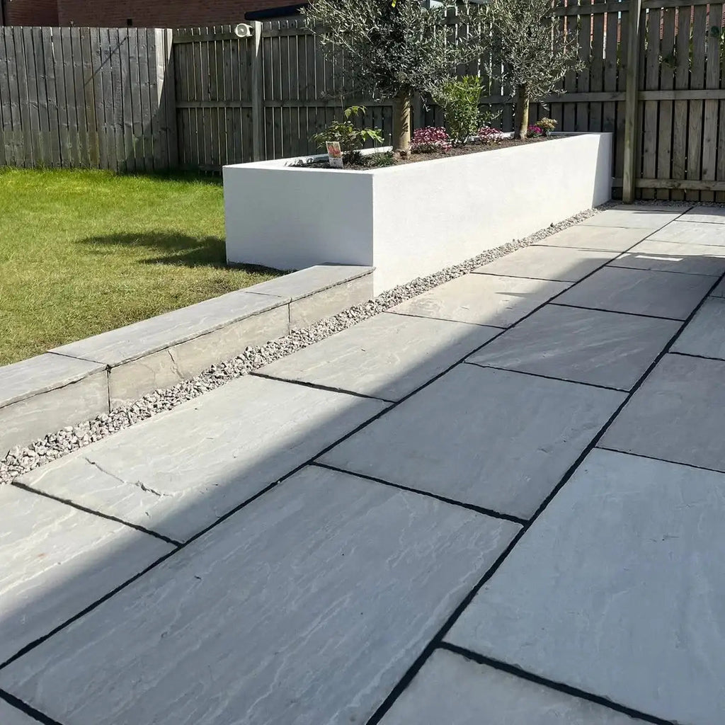 Kandla grey Indian sandstone paving