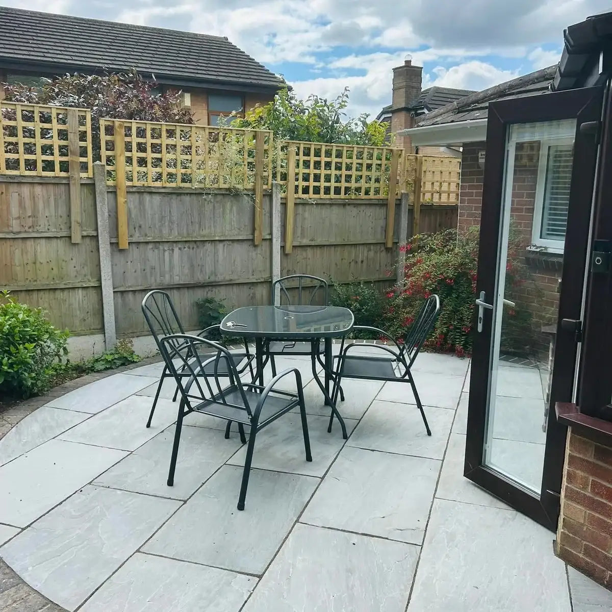 Kandla grey Indian sandstone paving