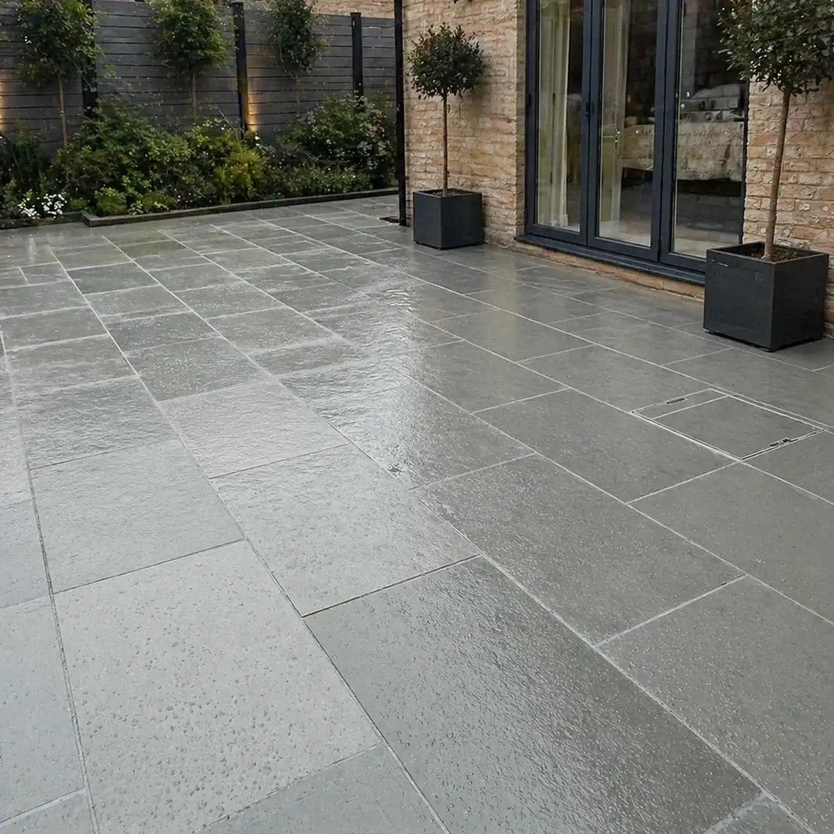 Kota blue limestone paving 900 x 600