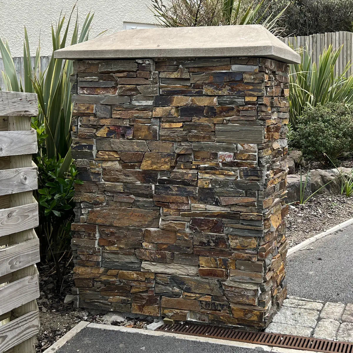 multicolour slate Z stone cladding