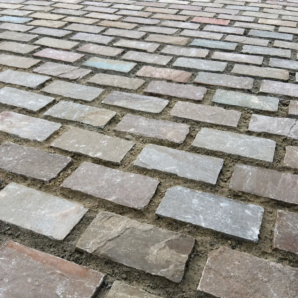 Raj green Indian sandstone cobbles & setts 200 x 100 x 40-60